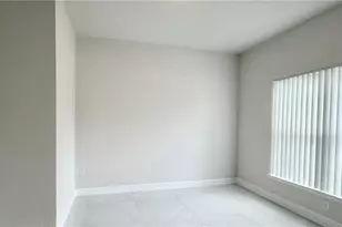 372 Rockland St, Lehigh Acres, FL 33972 - Photo 10