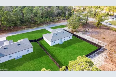 759 Silverstar Ave S, Lehigh Acres, FL 33974 - Photo 16