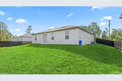 759 Silverstar Ave S, Lehigh Acres, FL 33974 - Photo 6