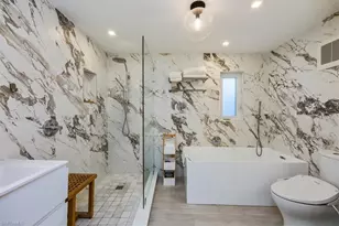 1100 8th Ave S, Naples, FL 34102 - Photo 16