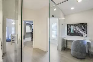914 Marble Dr, Naples, FL 34104 - Photo 20