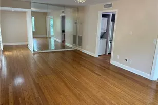 104 Bobolink Way, Naples, FL 34105 - Photo 4