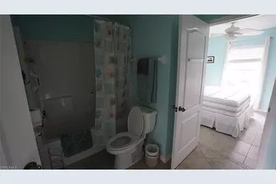 900 NW Embers Ter, Cape Coral, FL 33993 - Photo 20