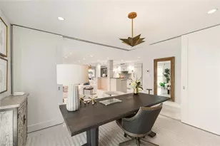 250 W Park Shore Dr, Naples, FL 34103 - Photo 26
