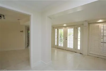 2901 Crayton Rd, Naples, FL 34103 - Photo 30