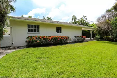 2901 Crayton Rd, Naples, FL 34103 - Photo 22