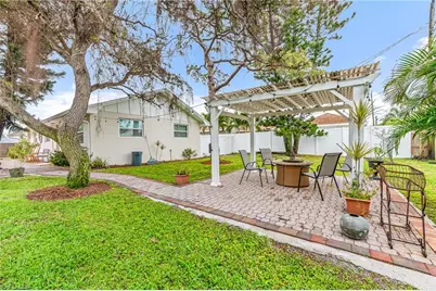 668 97th Ave N, Naples, FL 34108 - Photo 44