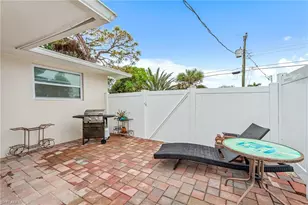 668 97th Ave N, Naples, FL 34108 - Photo 42