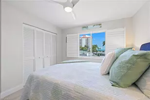 10684 Gulf Shore Dr, Naples, FL 34108 - Photo 18