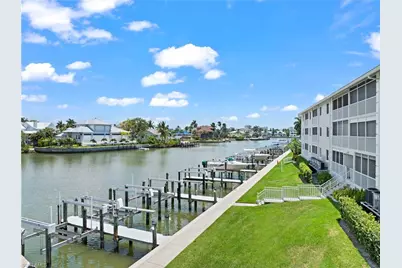 10684 Gulf Shore Dr #205, Naples, FL 34108 - Photo 26