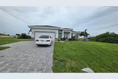 330 El Dorado Blvd N, Cape Coral, FL 33993 - Photo 2