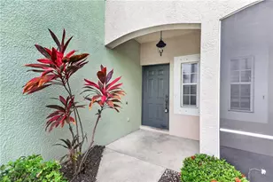 3610 Pine Oak Cir, Fort Myers, FL 33916 - Photo 4