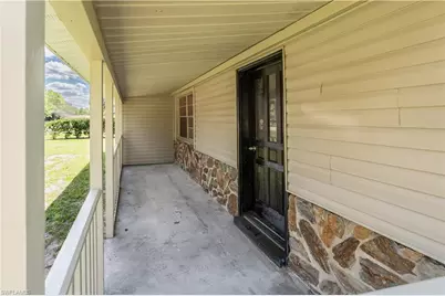 2352 Sunny View Dr, Oviedo, FL 32765 - Photo 2