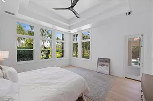 2749 Medallist Ln, Naples, FL 34109 - Photo 12