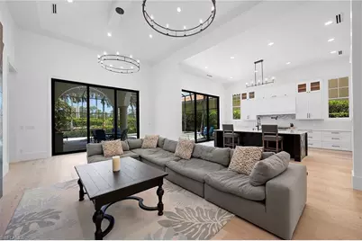 2749 Medallist Ln, Naples, FL 34109 - Photo 2