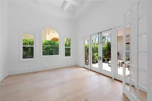 2749 Medallist Ln, Naples, FL 34109 - Photo 16