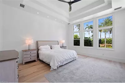2749 Medallist Ln, Naples, FL 34109 - Photo 10