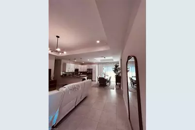 501 NW 26th Ter, Cape Coral, FL 33993 - Photo 10