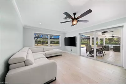 5015 Mahogany Ridge Dr, Naples, FL 34119 - Photo 10
