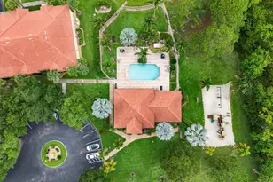 8235 Ibis Club Dr, Naples, FL 34104 - Photo 44