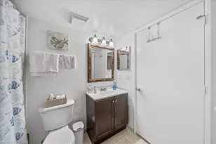 8235 Ibis Club Dr, Naples, FL 34104 - Photo 22
