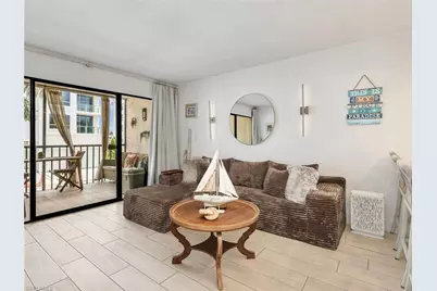 260 Southbay Dr #107, Naples, FL 34108 - Photo 8