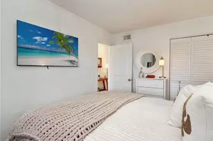 260 Southbay Dr, Naples, FL 34108 - Photo 22