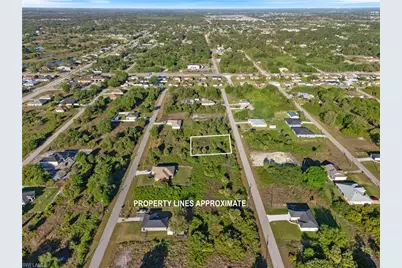 820 Casper Yost St E, Lehigh Acres, FL 33974 - Photo 2
