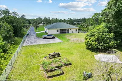 2495 62nd Ave NE, Naples, FL 34120 - Photo 2