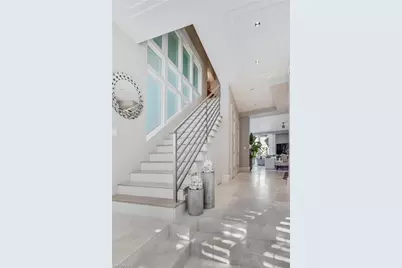 32 6th St S, Naples, FL 34102 - Photo 4