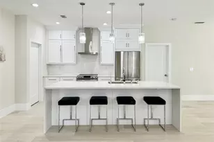 8260 Laurel Lakes Blvd, Naples, FL 34119 - Photo 10
