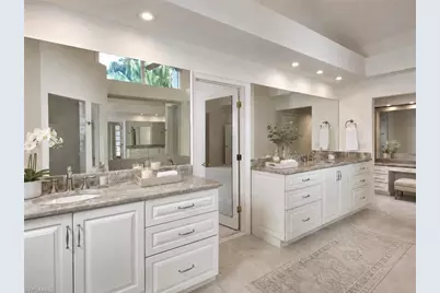 695 Ardmore Ln, Naples, FL 34108 - Photo 10
