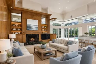 695 Ardmore Ln, Naples, FL 34108 - Photo 2