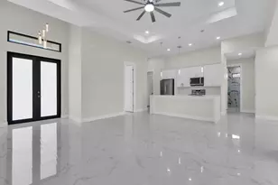 611 Lincoln Ave, Lehigh Acres, FL 33972 - Photo 1