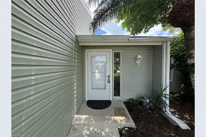 604 102nd Ave N, Naples, FL 34108 - Photo 2