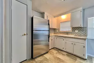 334 Capitol St, North Fort Myers, FL 33903 - Photo 6