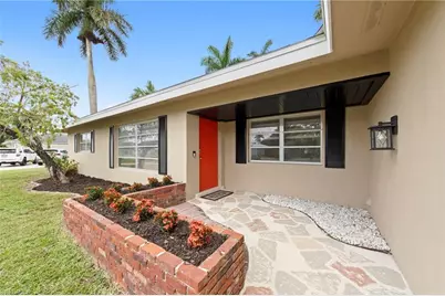 5046 Northampton Dr, Fort Myers, FL 33919 - Photo 6