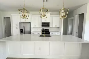 1421 NE 17th Ave, Cape Coral, FL 33909 - Photo 6