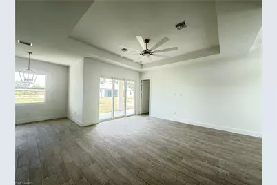 1421 NE 17th Ave, Cape Coral, FL 33909 - Photo 4