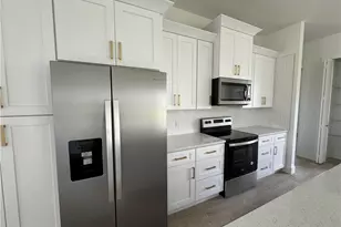 1421 NE 17th Ave, Cape Coral, FL 33909 - Photo 14