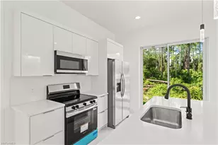 936 Anthony E, Lehigh Acres, FL 33974 - Photo 6