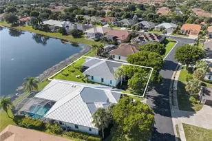 2628 White Cedar Ln, Naples, FL 34109 - Photo 40