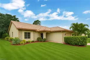 241 St James Way, Naples, FL 34104 - Photo 2