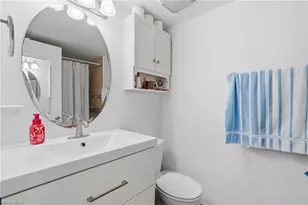 132 Santa Clara Dr, Naples, FL 34104 - Photo 18