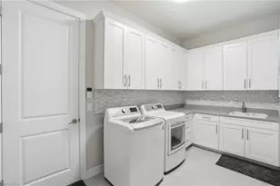 9525 Montelanico Loop, Naples, FL 34119 - Photo 32