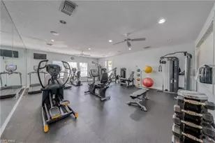 4610 St Croix Ln, Naples, FL 34109 - Photo 22