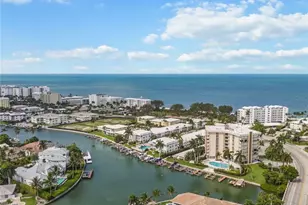 2150 Gulf Shore Blvd N, Naples, FL 34102 - Photo 26
