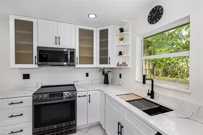 212 Jayview Ave, Lehigh Acres, FL 33936 - Photo 8