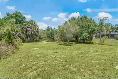 2921 2nd Ave SE, Naples, FL 34117 - Photo 8