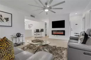 788 Park Shore Dr, Naples, FL 34103 - Photo 2